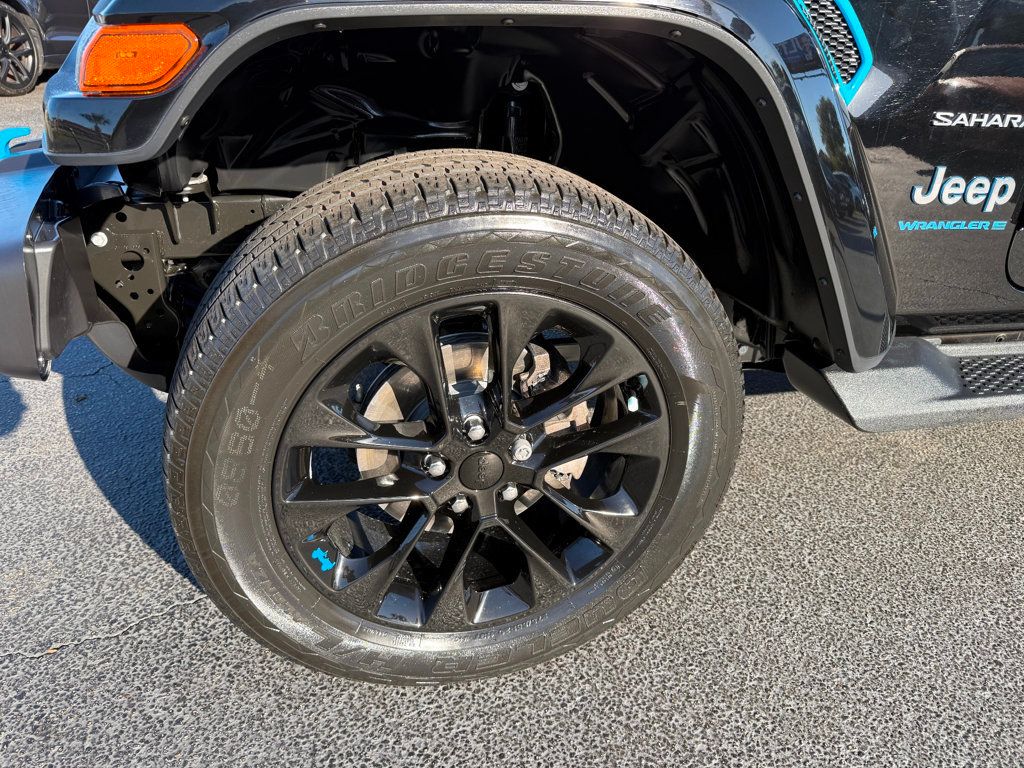 2023 Jeep Wrangler 4xe Sahara 4XE - 22956729 - 37