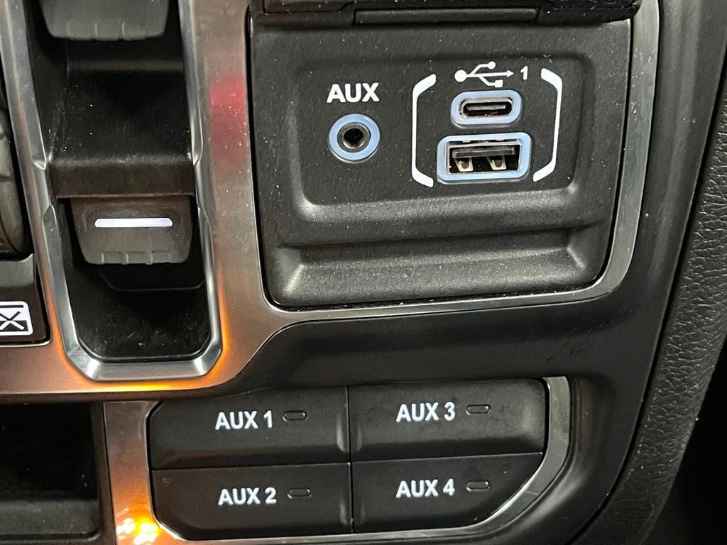 2023 Jeep Wrangler 4xe Sahara High Altitude 4x4 - 23016294 - 29