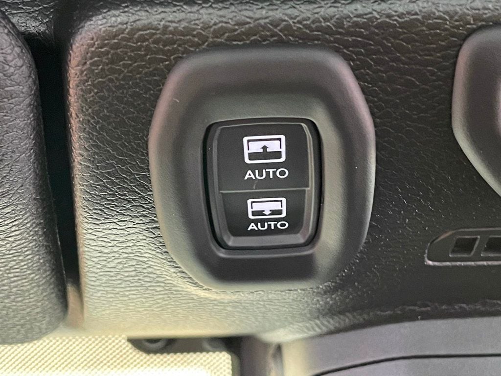 2023 Jeep Wrangler 4xe Sahara High Altitude 4x4 - 23016294 - 31