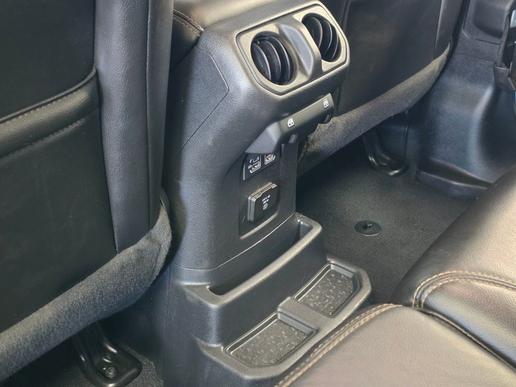 2023 Jeep Wrangler 4xe Sahara High Altitude 4x4 - 23059320 - 19