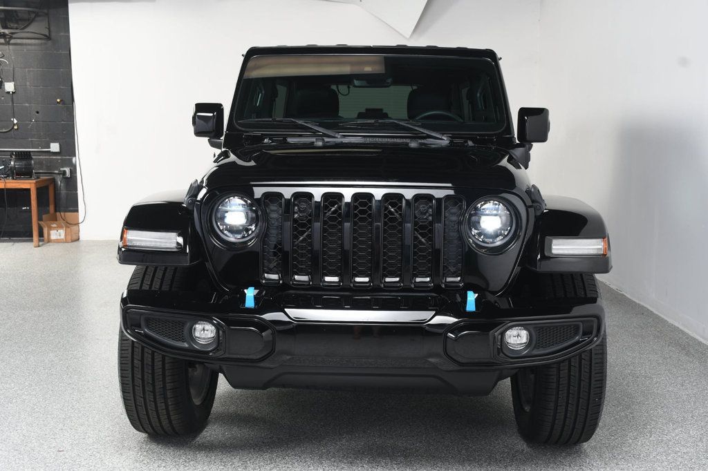 Jeep Wrangler photo 17