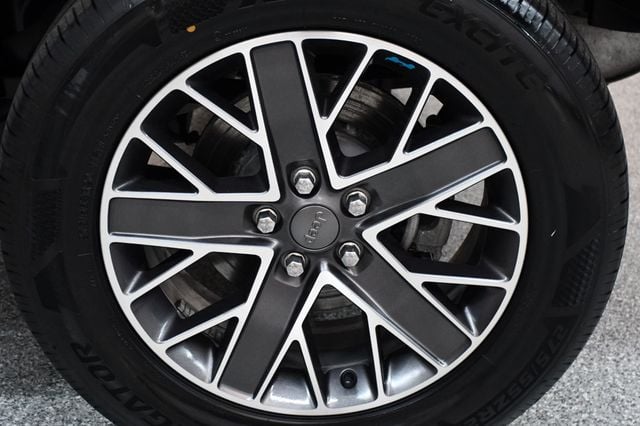 2023 Jeep Wrangler 4xe Sahara High Altitude 4x4 - 23068486 - 18