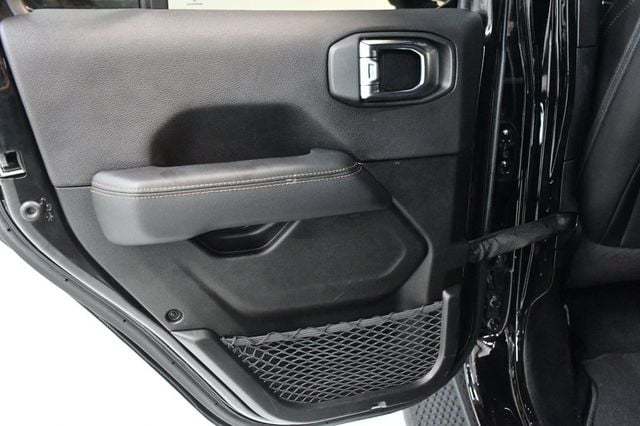 2023 Jeep Wrangler 4xe Sahara High Altitude 4x4 - 23068486 - 23