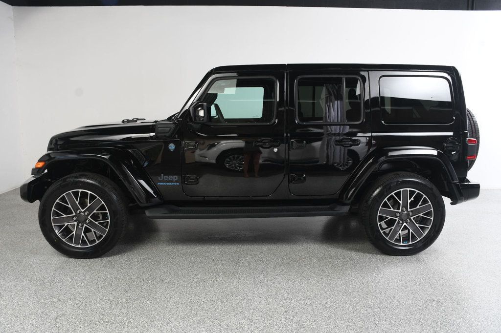 Jeep Wrangler photo 3