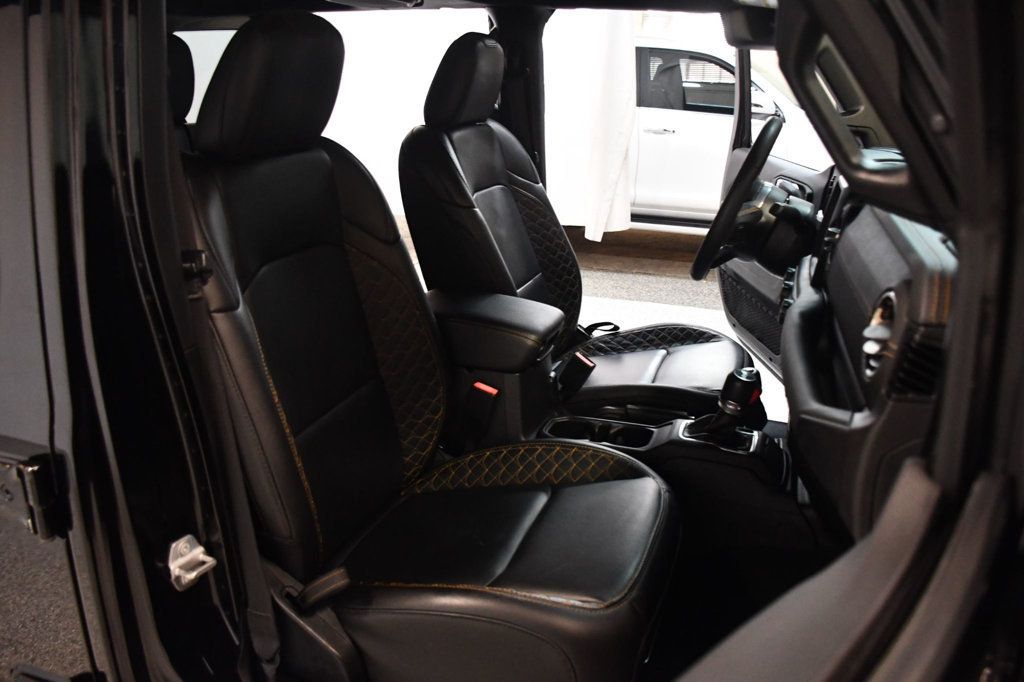 Jeep Wrangler photo 30