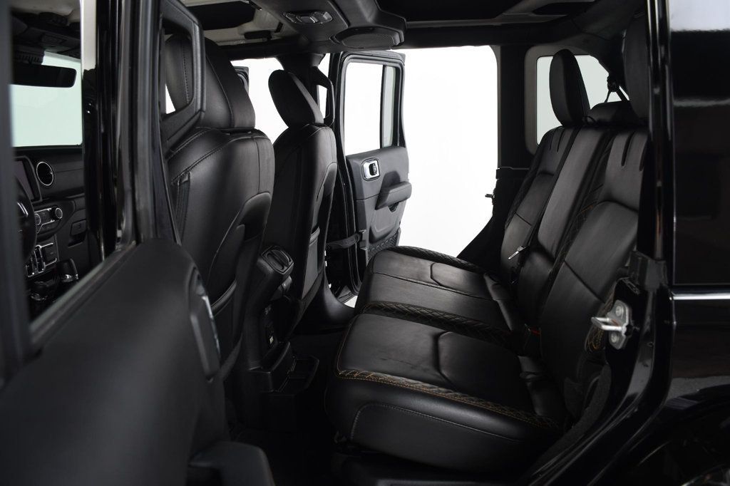 Jeep Wrangler photo 33