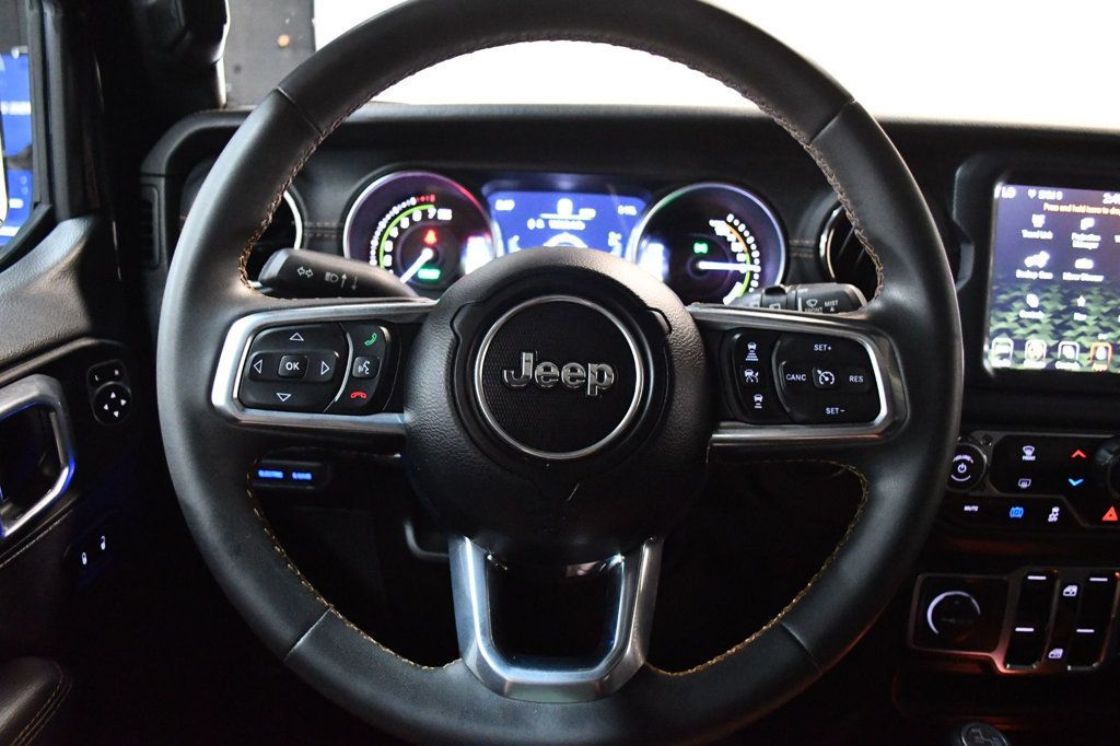 Jeep Wrangler photo 39