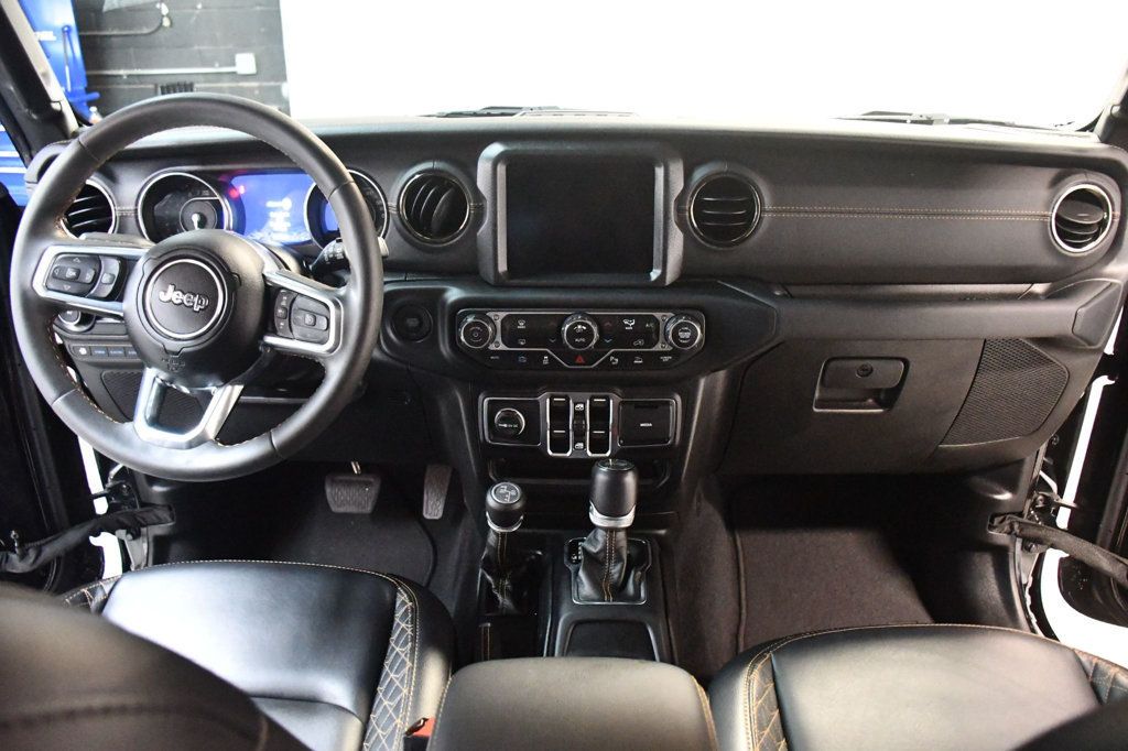 Jeep Wrangler photo 5