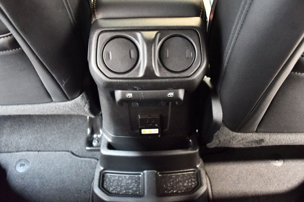 Jeep Wrangler photo 76
