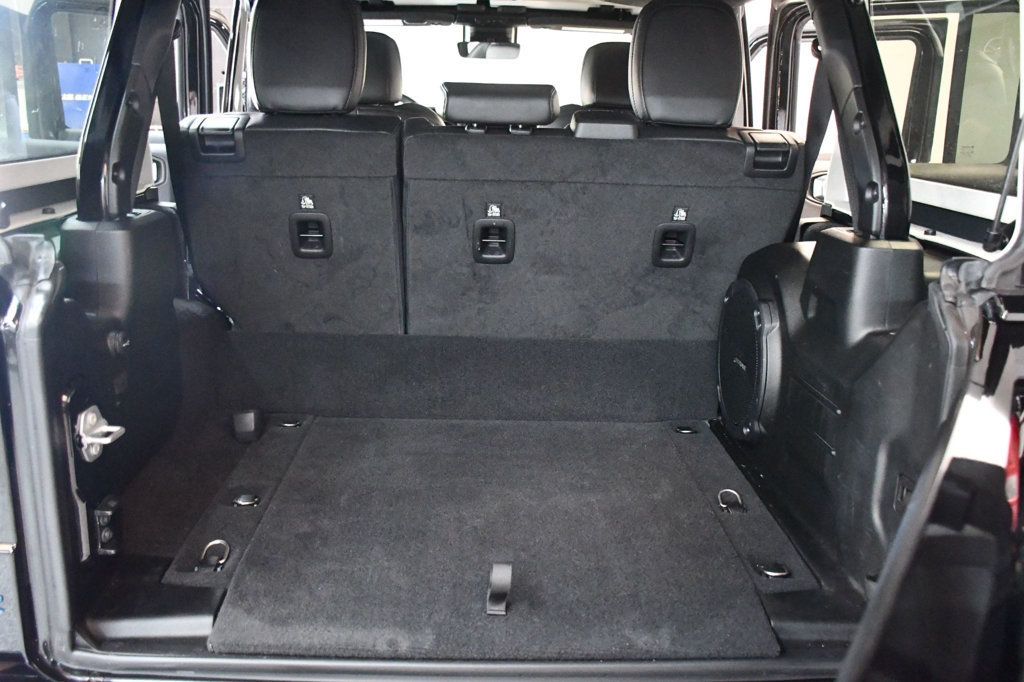 Jeep Wrangler photo 80