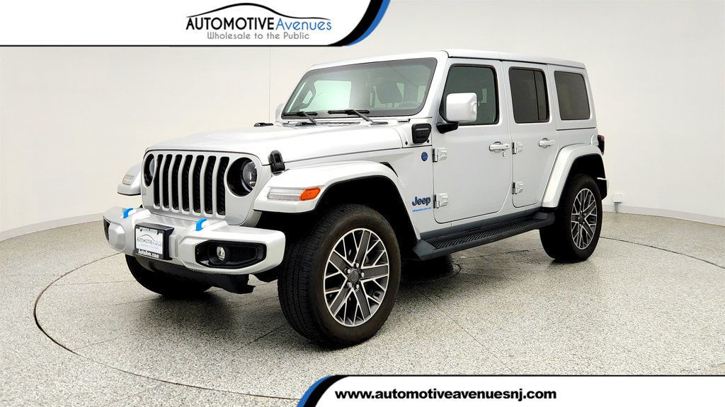 2023 Jeep Wrangler 4xe Sahara High Altitude 4x4 w/ Hard Top & Cold Weather Group - 23035828 | Video 1