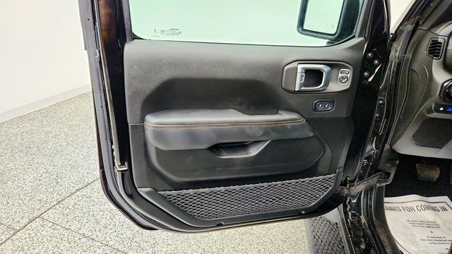 2023 Jeep Wrangler 4xe Sahara High Altitude 4x4 w/ Sky One-Touch Power Top - 23011357 - 9