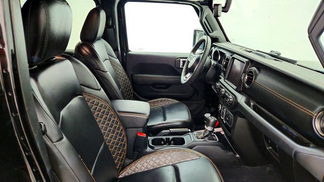 2023 Jeep Wrangler 4xe Sahara High Altitude 4x4 w/ Sky One-Touch Power Top - 23011357 - 24