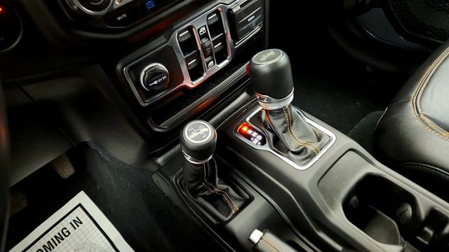 2023 Jeep Wrangler 4xe Sahara High Altitude 4x4 w/ Sky One-Touch Top & Heated Seats - 23040235 - 15