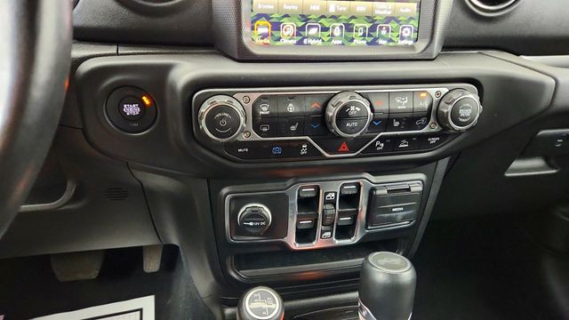 2023 Jeep Wrangler 4xe Sahara High Altitude 4x4 w/ Sky One-Touch Top & Heated Seats - 23040235 - 16