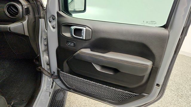 2023 Jeep Wrangler 4xe Sahara High Altitude 4x4 w/ Sky One-Touch Top & Heated Seats - 23040235 - 27