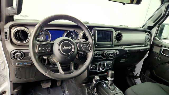 2023 Jeep Wrangler 4xe Willys 4x4 w/ Black 3-Piece Hard Top & Cold Weather Group - 23034772 - 11