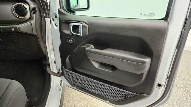 2023 Jeep Wrangler 4xe Willys 4x4 w/ Black 3-Piece Hard Top & Cold Weather Group - 23034772 - 24