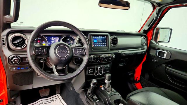 2023 Jeep Wrangler 4xe Willys 4x4 w/ Sunrider Soft Top & Rock Slider Step Assist - 23038841 - 11
