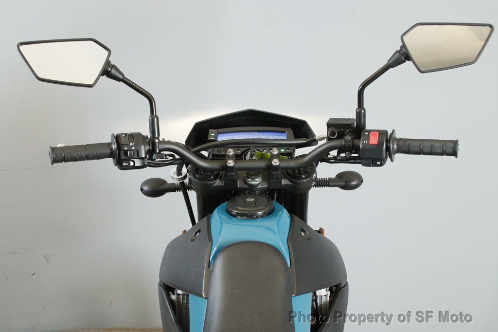 2023 Kawasaki KLX300SM Only 579 Miles! - 22790166 - 28