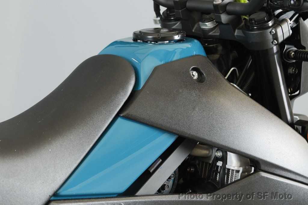 2023 Kawasaki KLX300SM Only 579 Miles! - 22790166 - 34