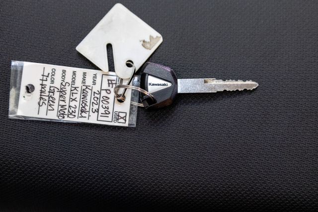 2023 KAWASAKI KLX 230 SUPER MOTO 1-OWNER VERY NICE!!! - 22932980 - 24