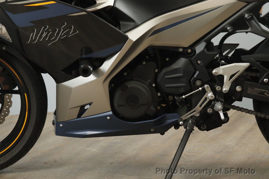 2023 Kawasaki Ninja 400 ABS One Owner, 584 Miles - 22985169 - 15