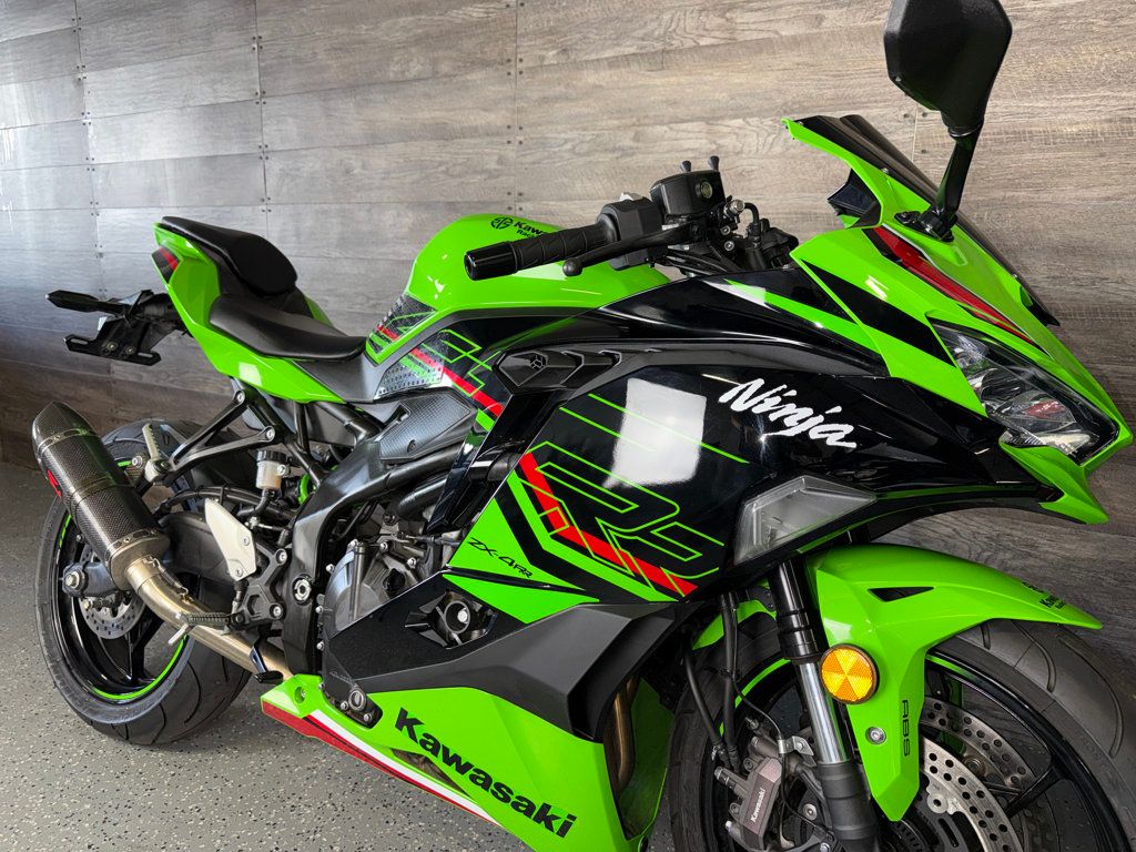 2023 Kawasaki Ninja ZX-4RR KRT SUPER CLEAN! - 23053794 | Video 2