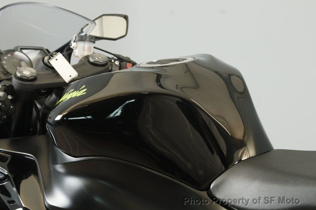 2023 Kawasaki Ninja ZX-6R Only 1 Owner! - 22671927 - 37