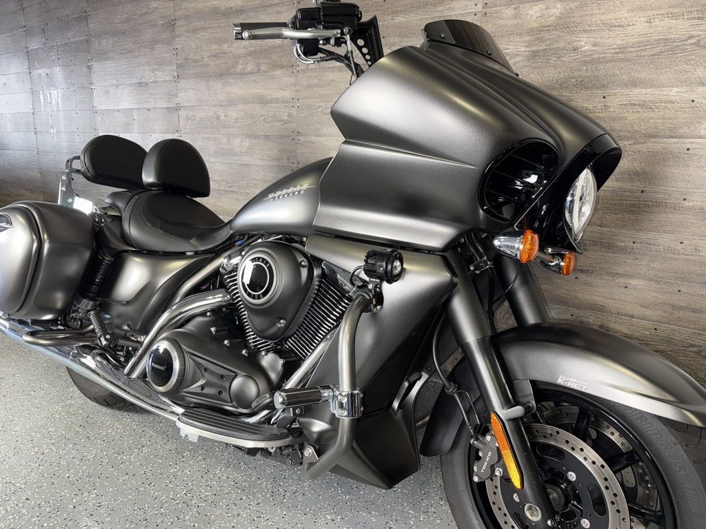 2023 Kawasaki Vulcan 1700 Vaquero ABS SUPER CLEAN! - 23078322 | Video 2