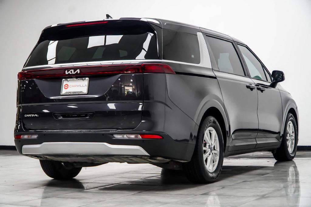 Kia Carnival photo 13