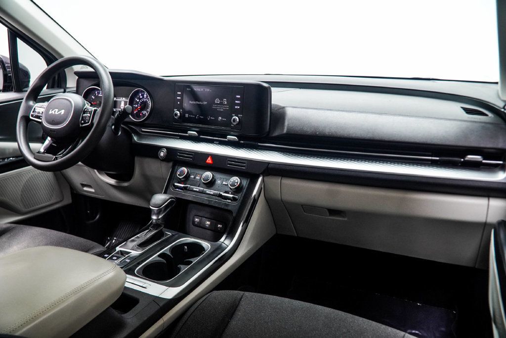 Kia Carnival photo 19