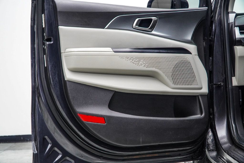 Kia Carnival photo 36