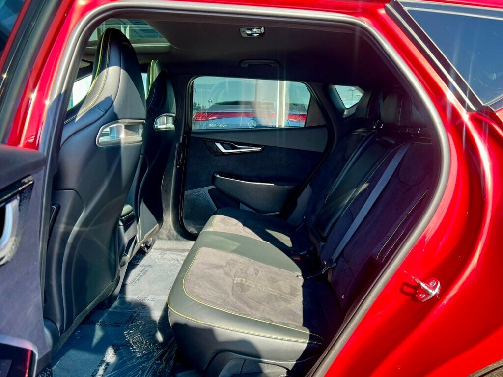 2023 Kia EV6 GT AWD - 22907460 - 17