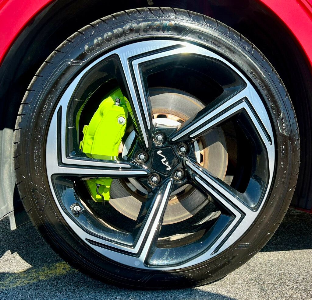 2023 Kia EV6 GT AWD - 22907460 - 31