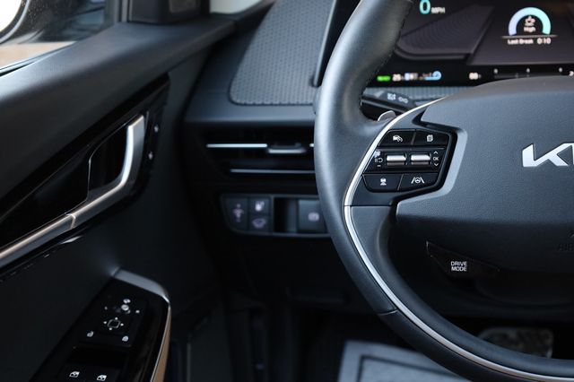 2023 Kia EV6 GT-Line Long Range AWD - 23013224 - 33