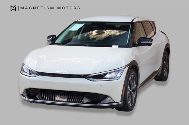 2023 Kia EV6 Wind - 23017391 - 3