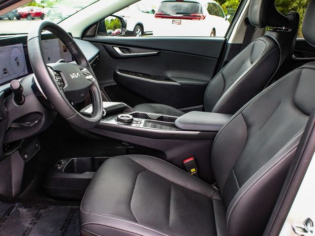 2023 Kia EV6 Wind - 23077432 - 31