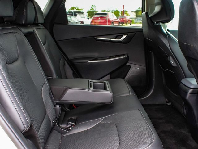 2023 Kia EV6 Wind - 23077432 - 38