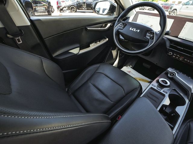 2023 Kia EV6 Wind - 23078031 - 36