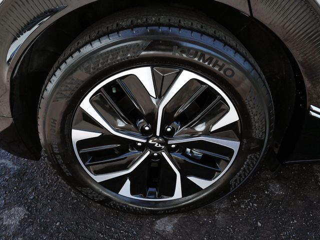 2023 Kia EV6 Wind - 23078031 - 7