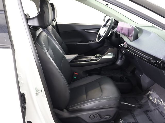 2023 Kia EV6 Wind RWD - 22952457 - 32