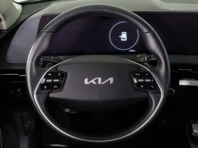 2023 Kia EV6 Wind RWD - 22952457 - 40