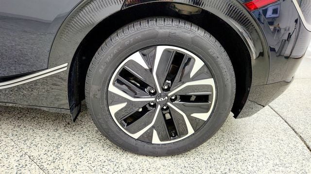 2023 Kia EV6 Wind RWD - 23069386 - 8