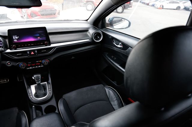 2023 Kia Forte  - 22966844 - 25