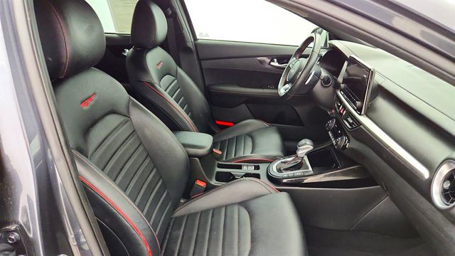 2023 Kia Forte GT DCT w/ GT2 Pkg - 23033236 - 23