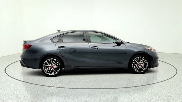 2023 Kia Forte GT DCT w/ GT2 Pkg - 23033236 - 3