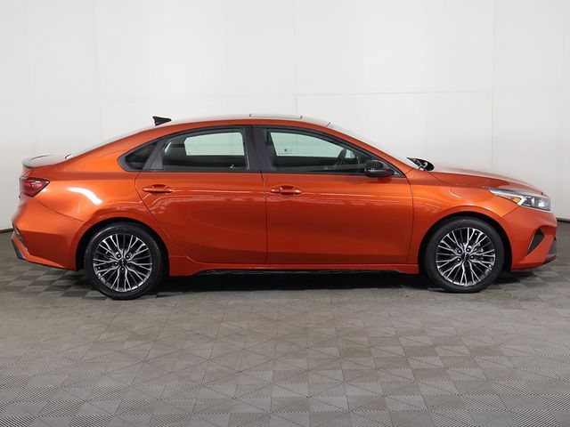 2023 Kia Forte GT-Line IVT - 22942837 - 17