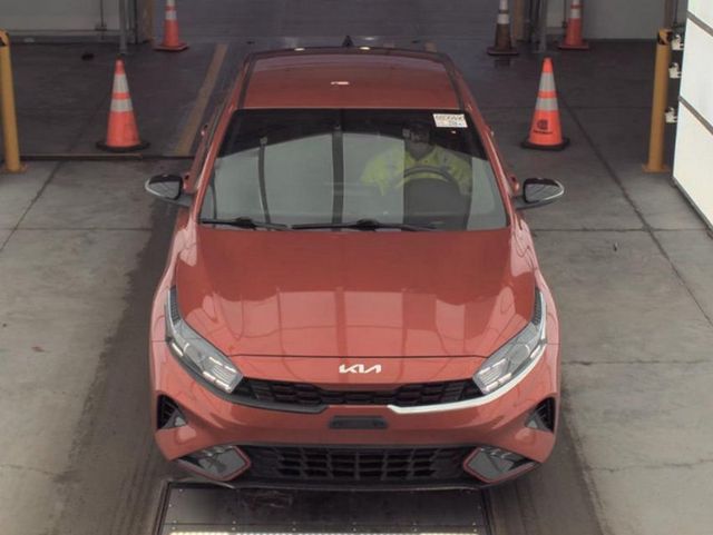 2023 Kia Forte GT-Line IVT - 22972531 - 2