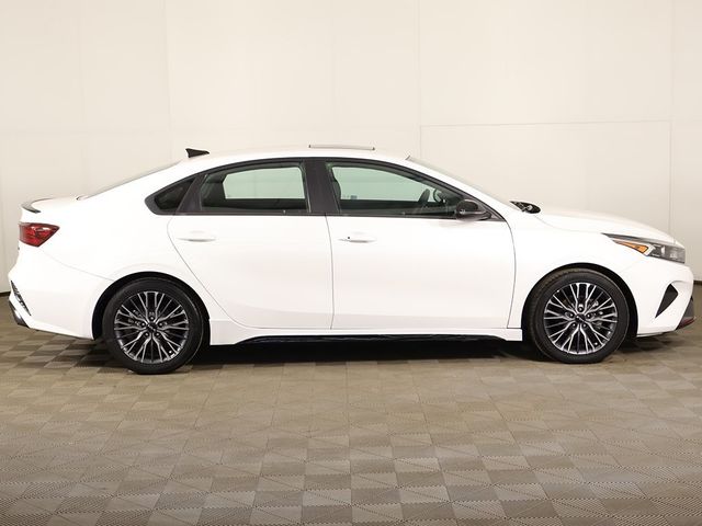 2023 Kia Forte GT-Line IVT - 22996864 - 19
